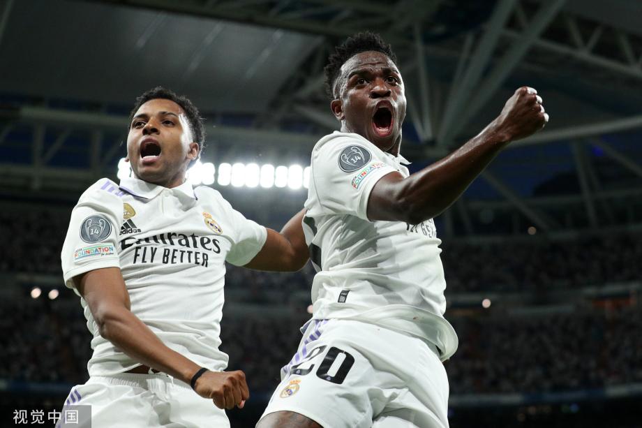 刺都把目光 刺都把目光